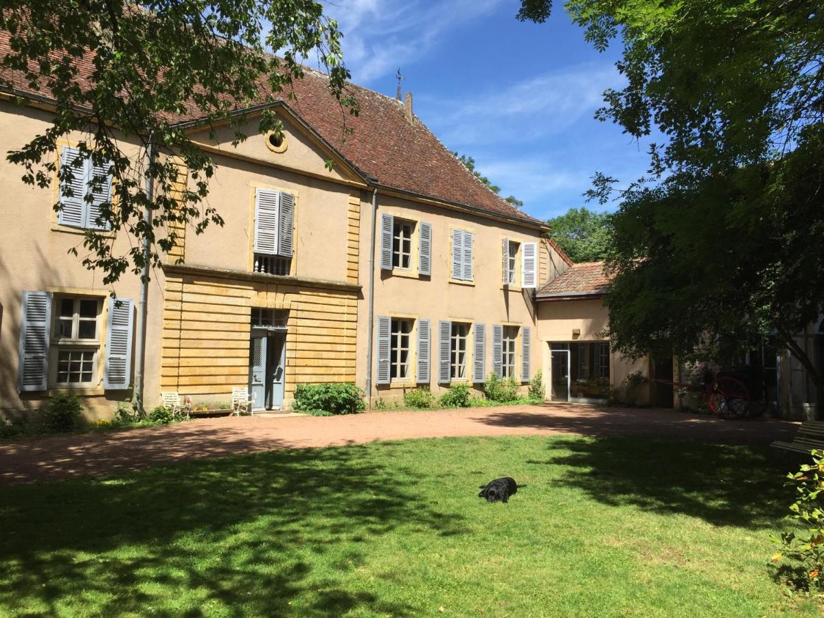 La Maison Des Peres Charolles Luaran gambar